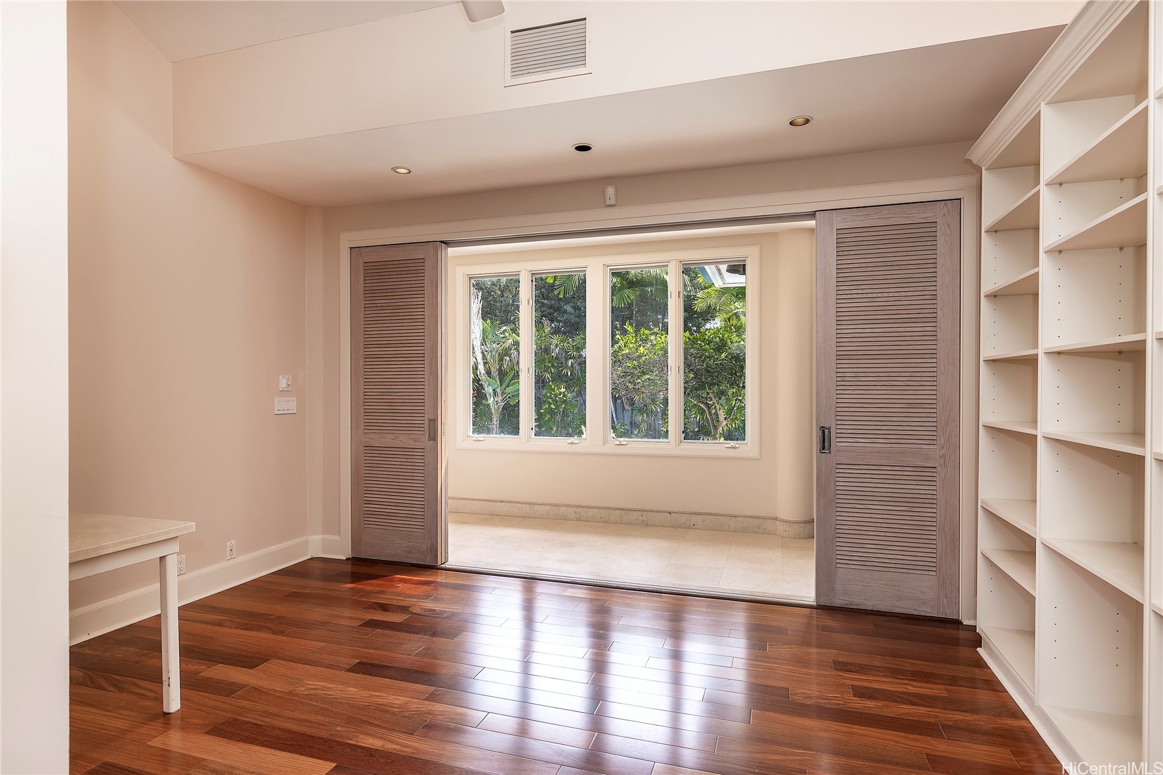 4657 Aukai Avenue