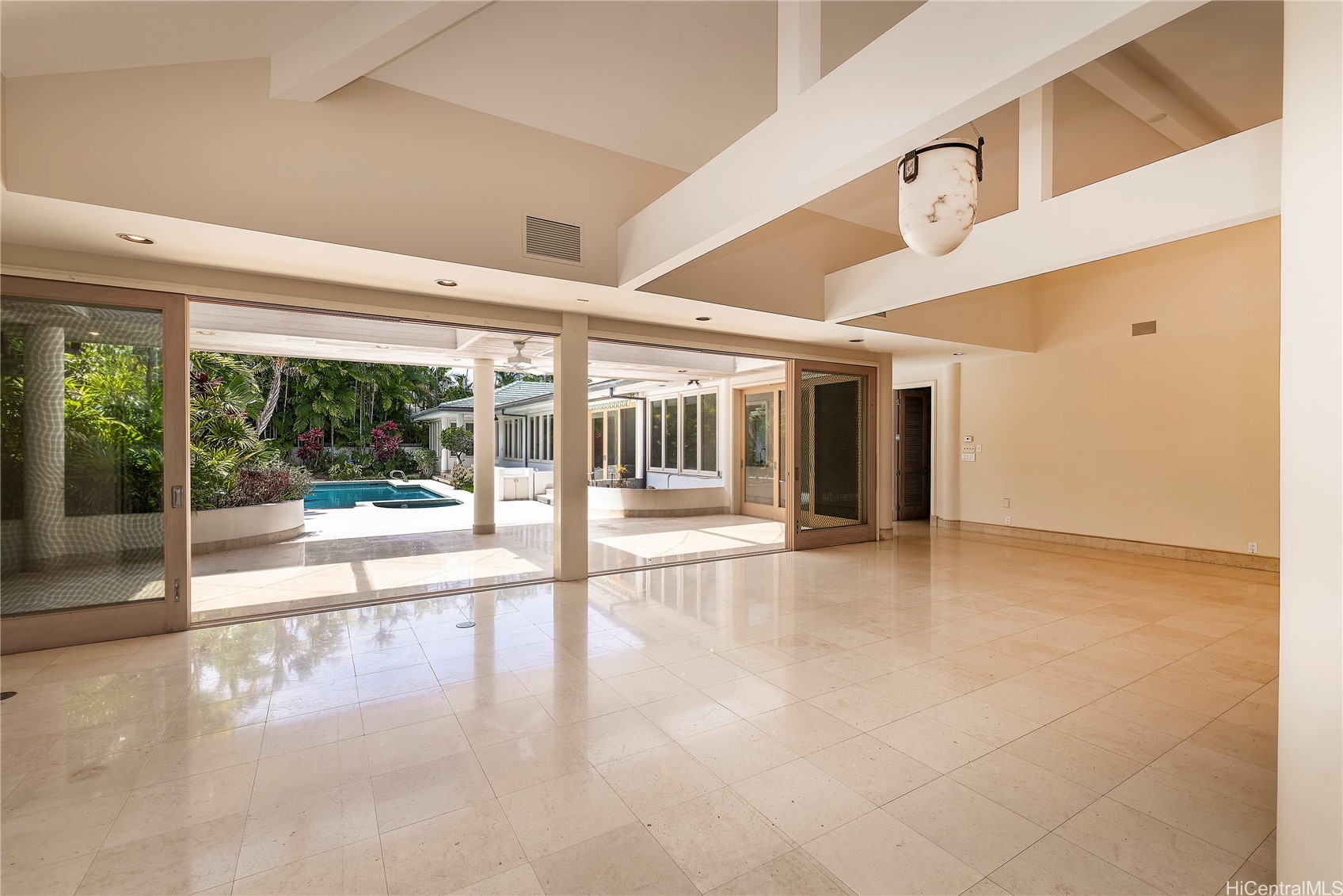 4657 Aukai Avenue