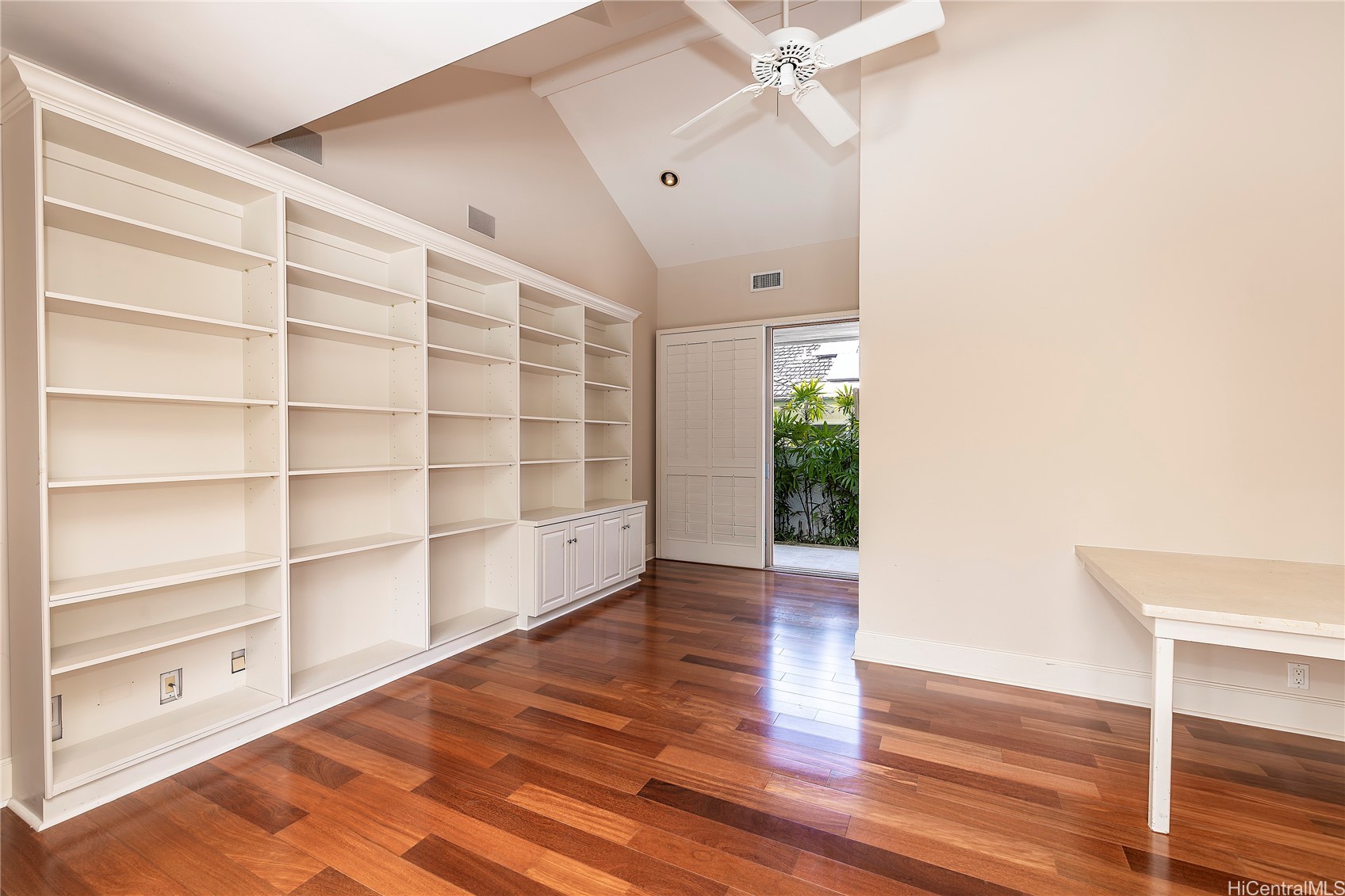 4657 Aukai Avenue