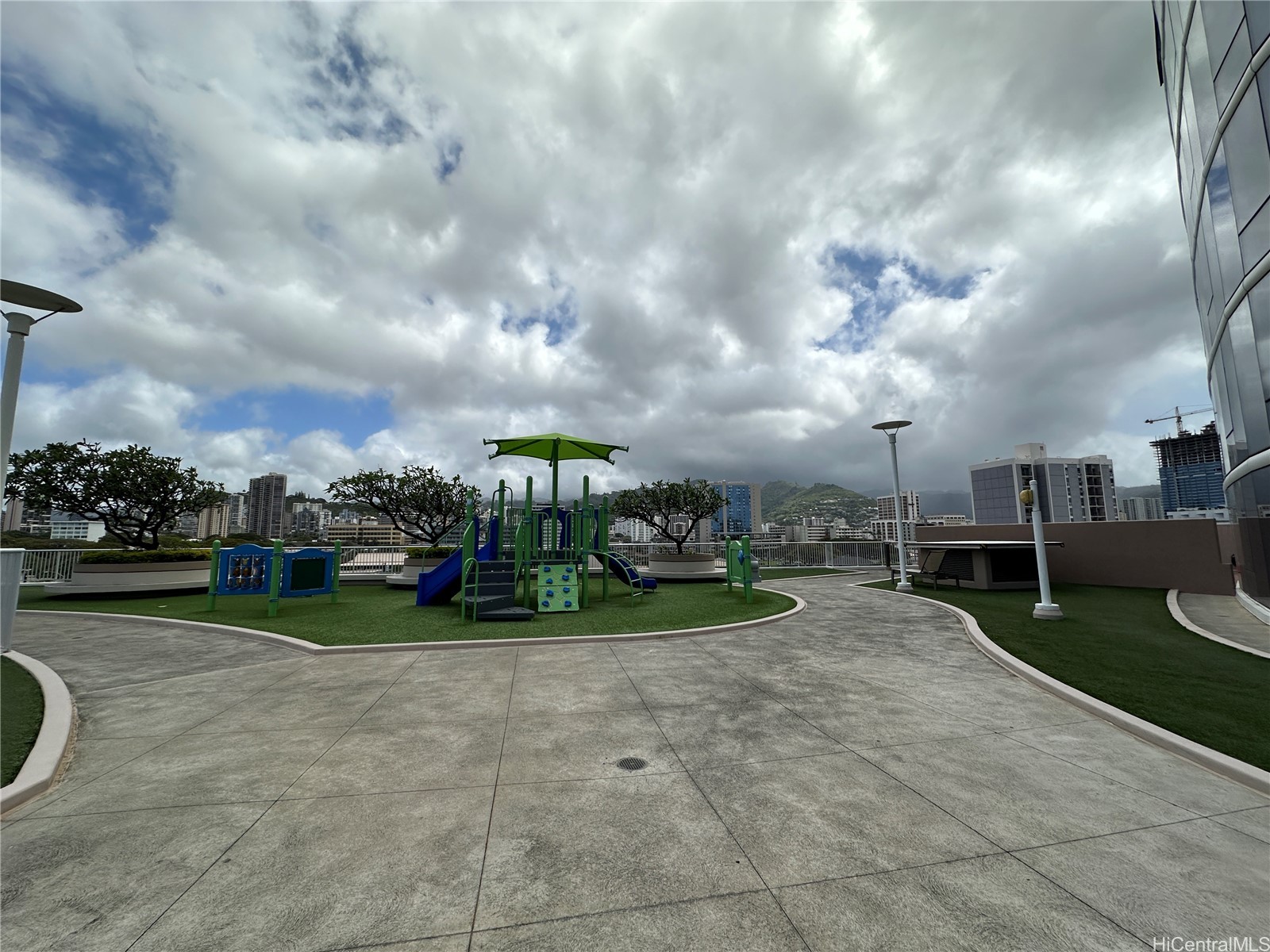 1296 Kapiolani Boulevard II3002