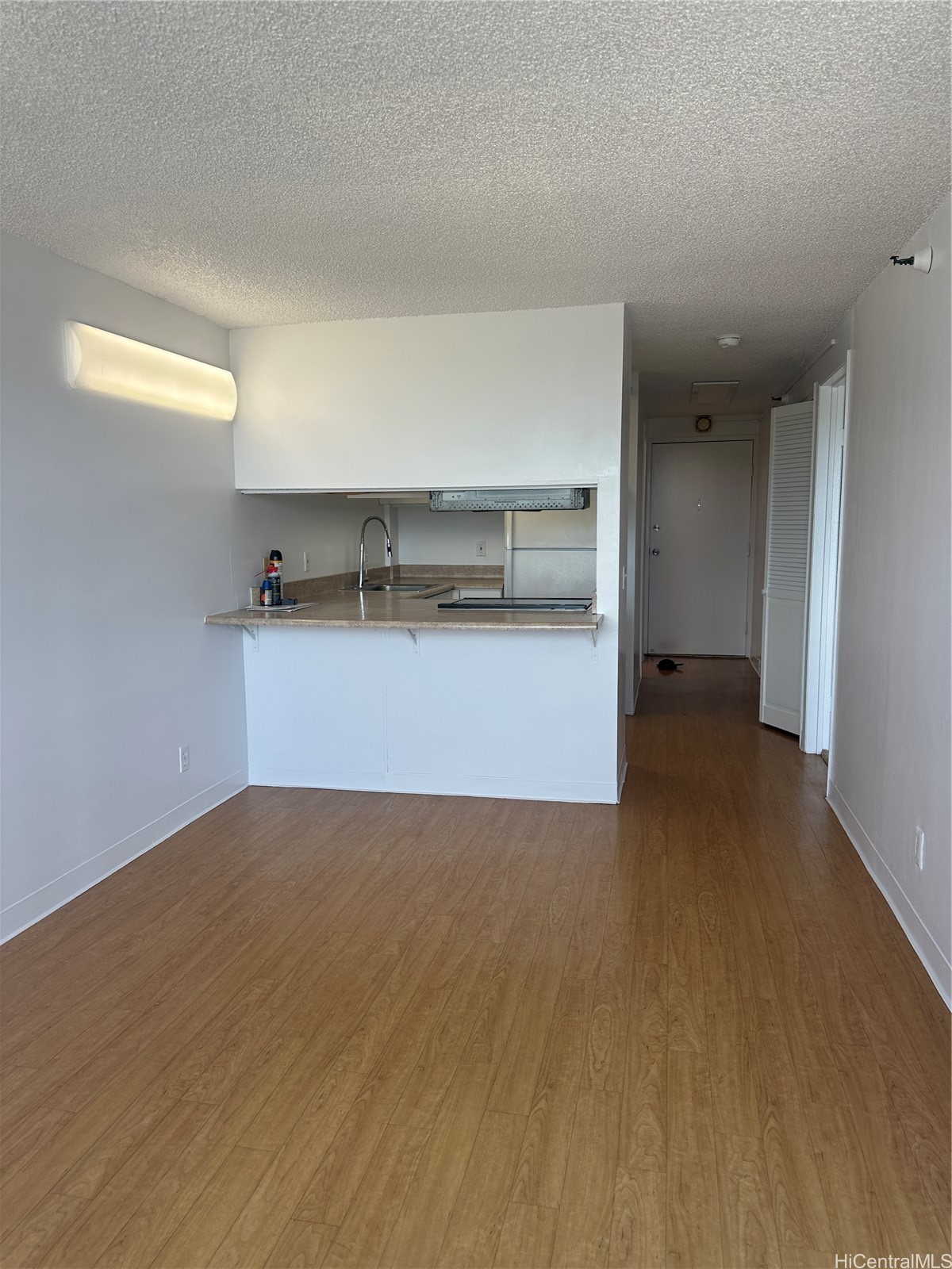 2542 Date Street 1004