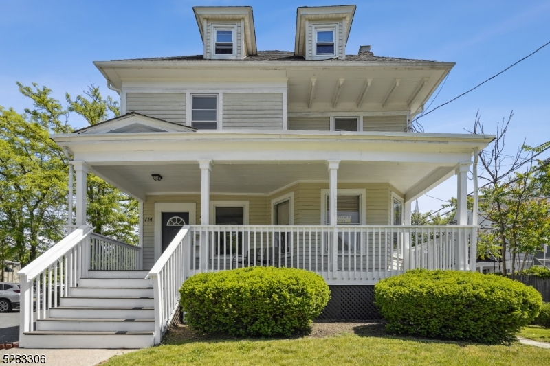 114 Maple Ave