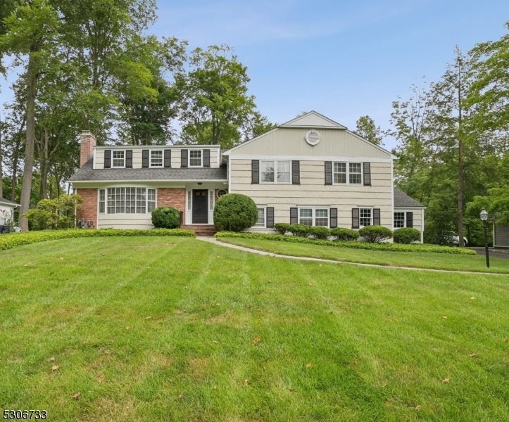 21 Concord Ln