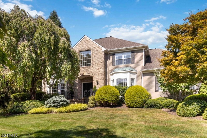 8 Bedford Pl