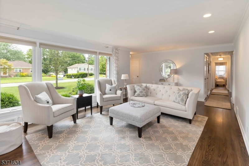 4 Allen Dr