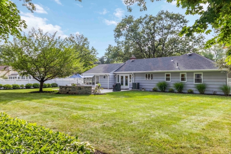 4 Allen Dr