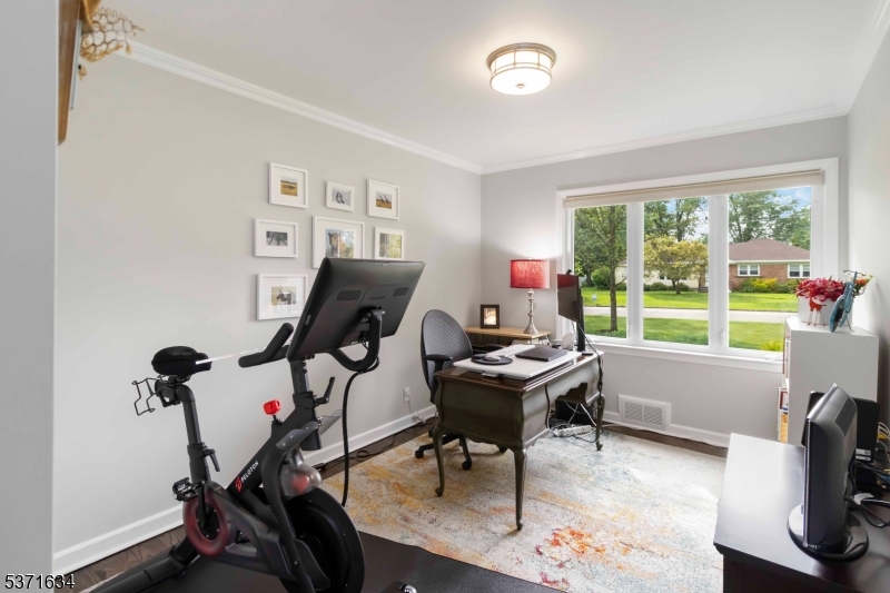 4 Allen Dr