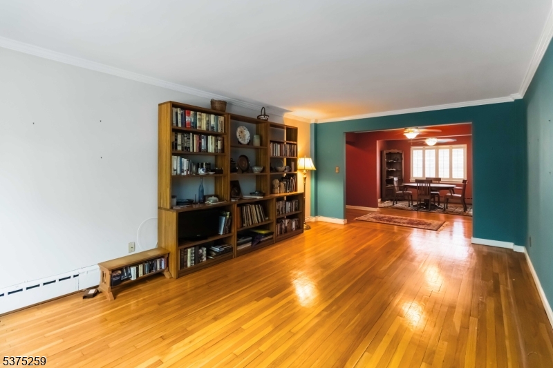 18 Springfield Ave 2B