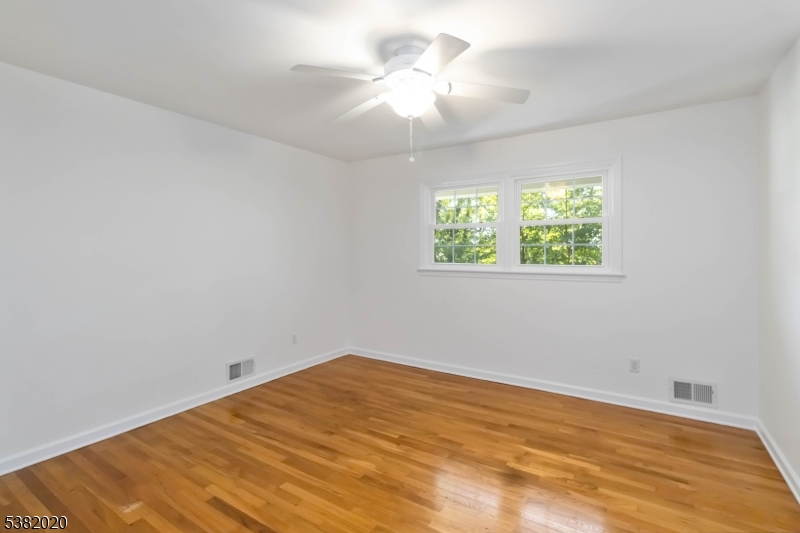 2 Skyline Dr
