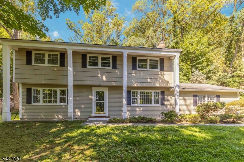 2 Skyline Dr
