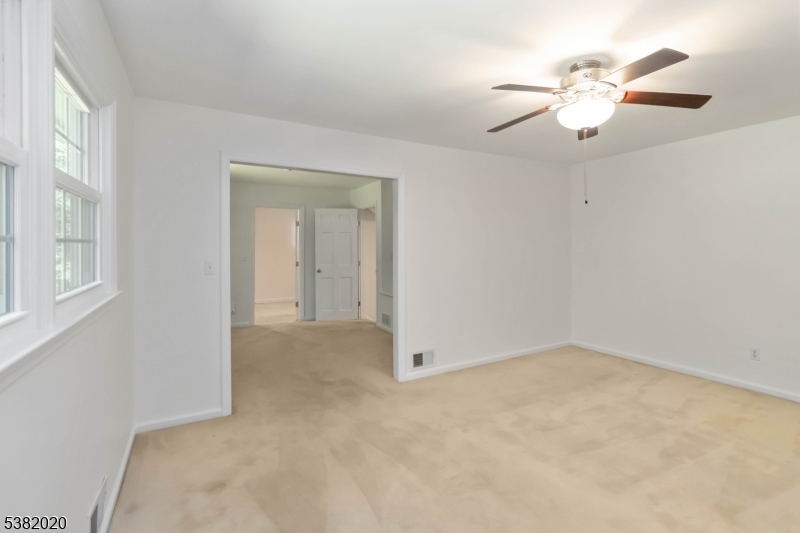 2 Skyline Dr