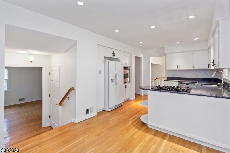 2 Skyline Dr