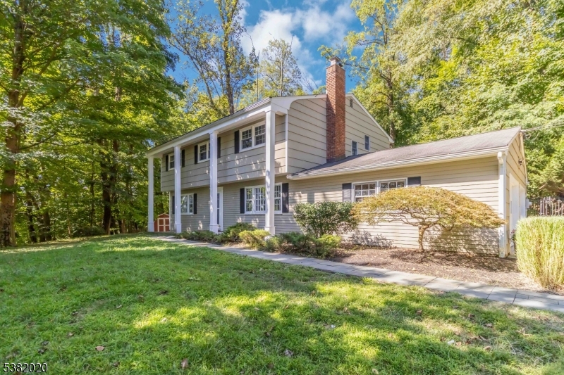 2 Skyline Dr