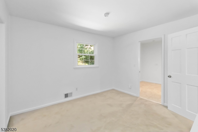 2 Skyline Dr
