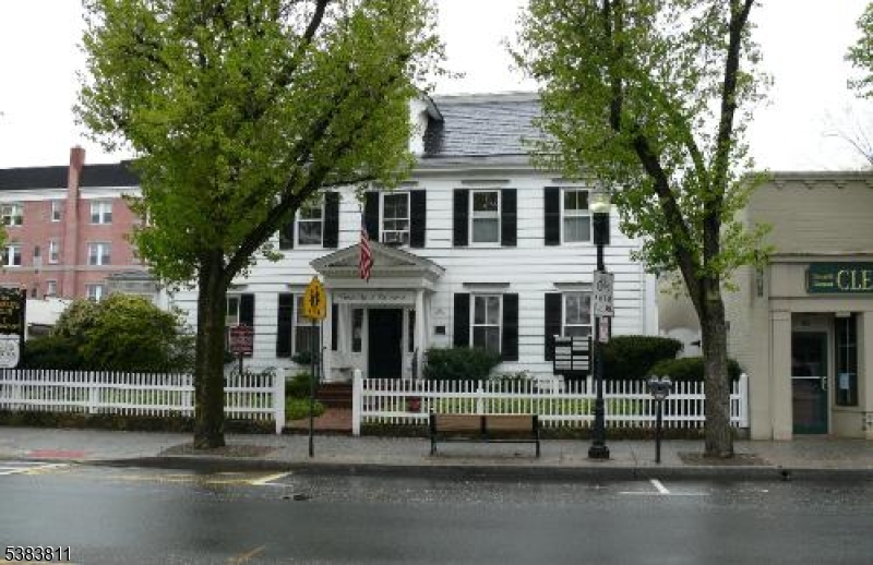 51 South St