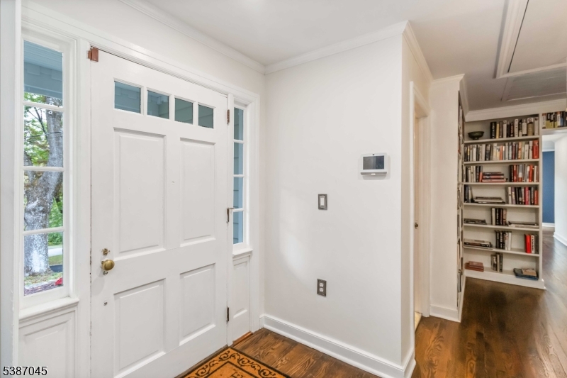 9 Valley View Rd