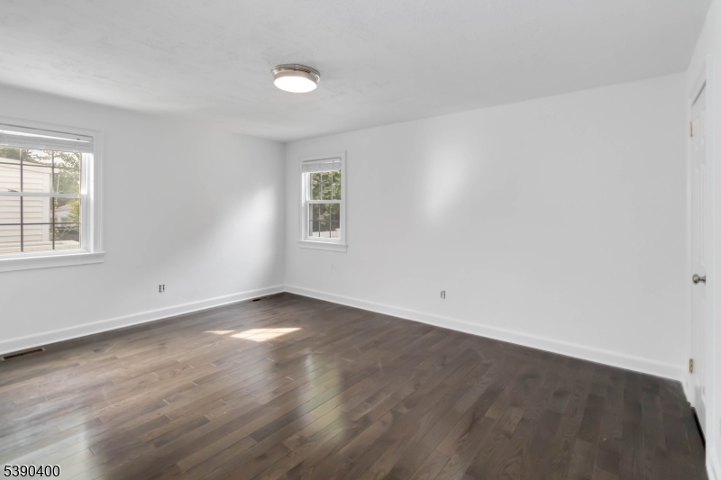 9 Watnong Rd