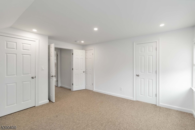 9 Watnong Rd
