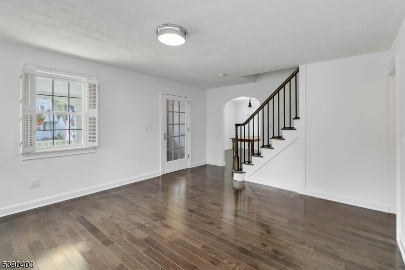 9 Watnong Rd