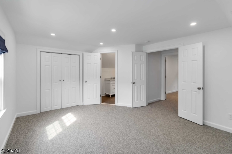 9 Watnong Rd