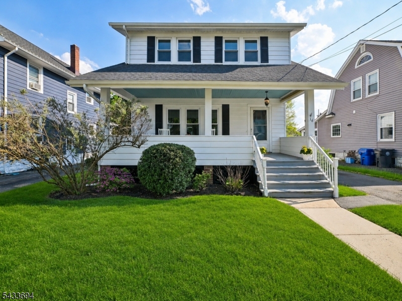 16 Fairchild Ave