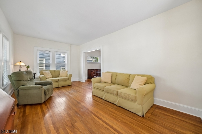 16 Fairchild Ave