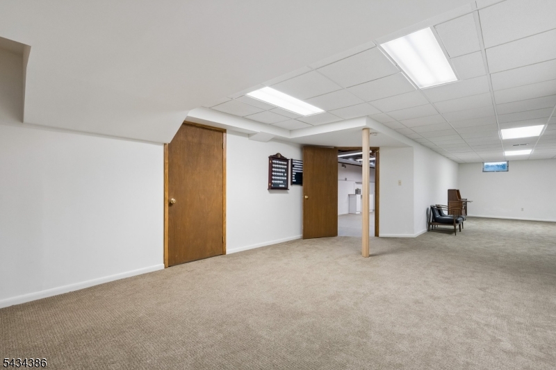 10 Hawthorne Ct