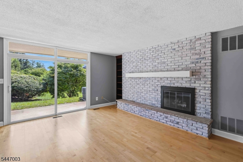 8J Dorado Dr