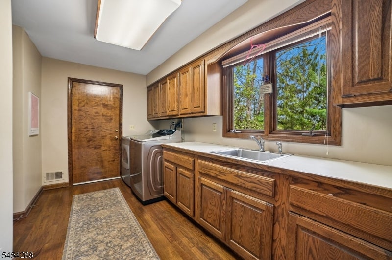 11 Hawthorne Ct