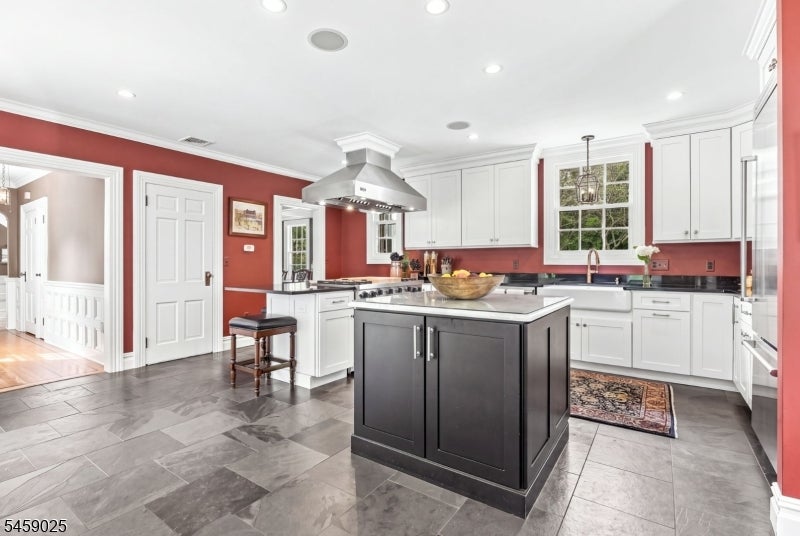 1 Woodside Drive