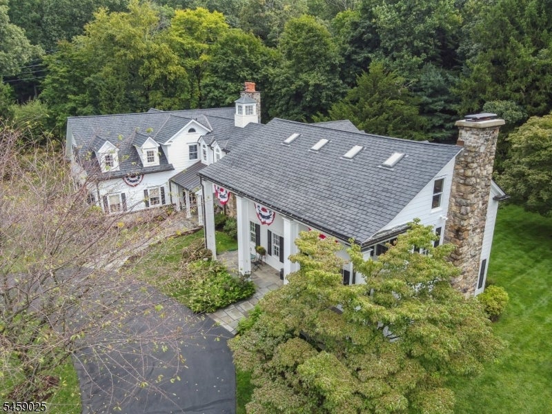 1 Woodside Drive