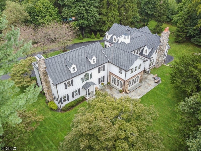 1 Woodside Drive