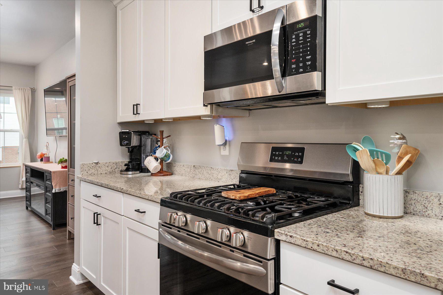 1524 WITCHHAZEL CIRCLE