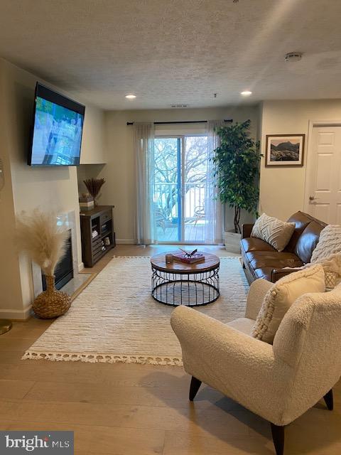 623 ADMIRAL DRIVE 304