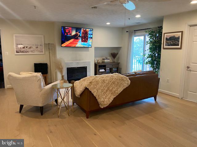 623 ADMIRAL DRIVE 304