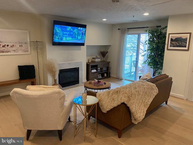 623 ADMIRAL DRIVE 304
