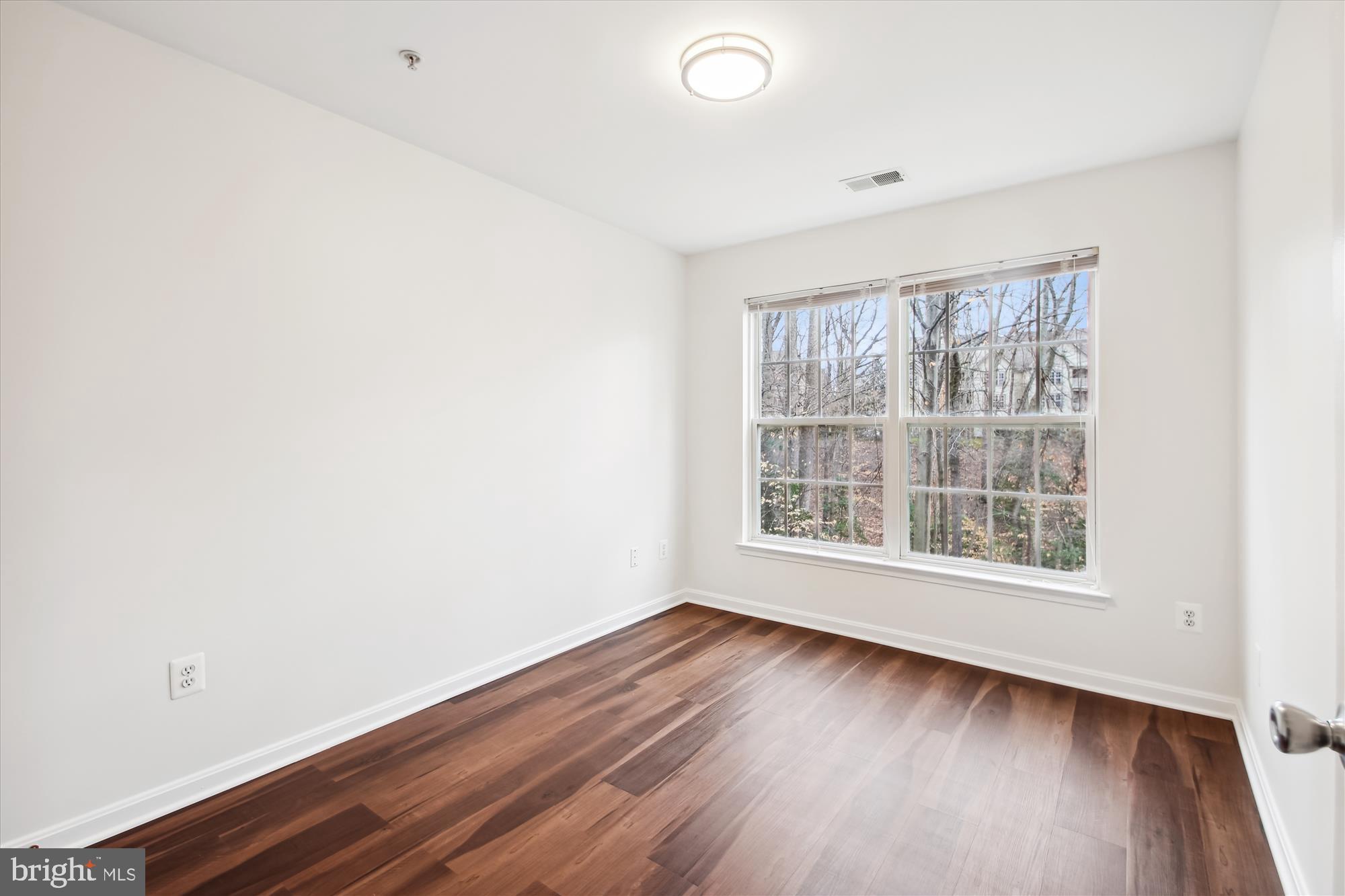 2155 SCOTTS CROSSING COURT 101