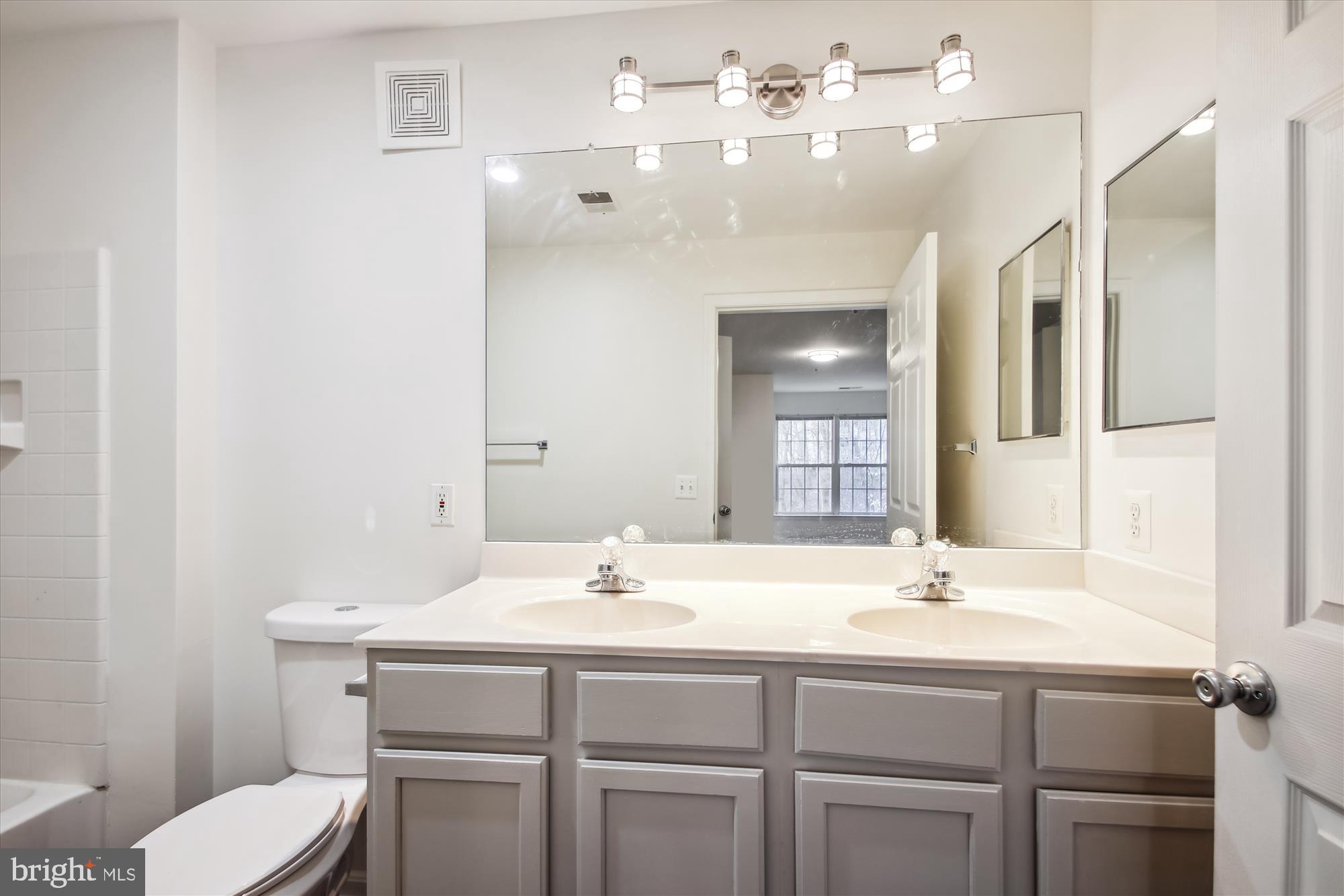 2155 SCOTTS CROSSING COURT 101