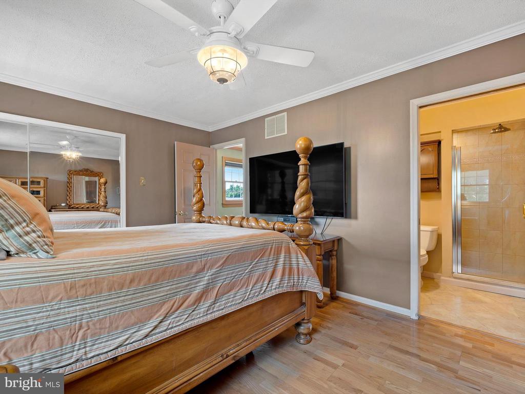 526 VALLEYWOOD ROAD