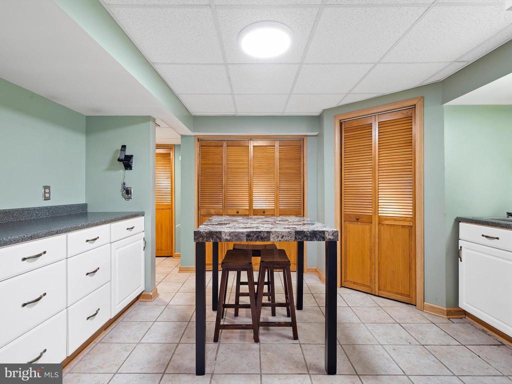 526 VALLEYWOOD ROAD