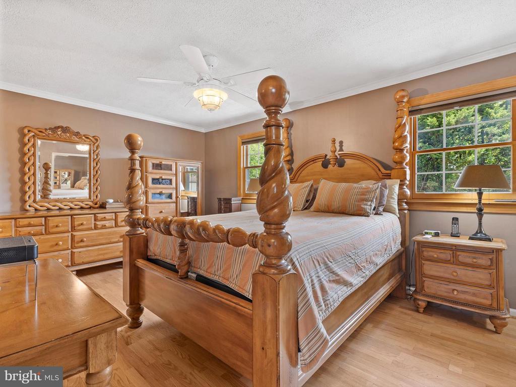 526 VALLEYWOOD ROAD