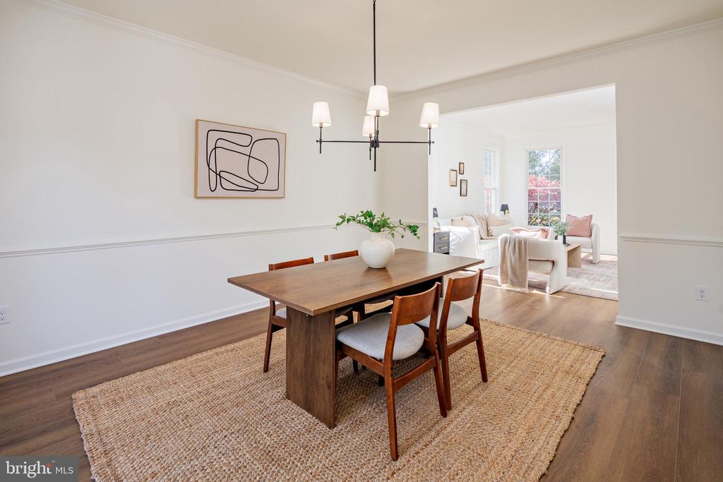 8315 HOPE POINT COURT