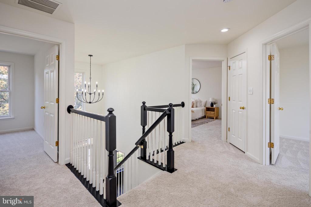8315 HOPE POINT COURT