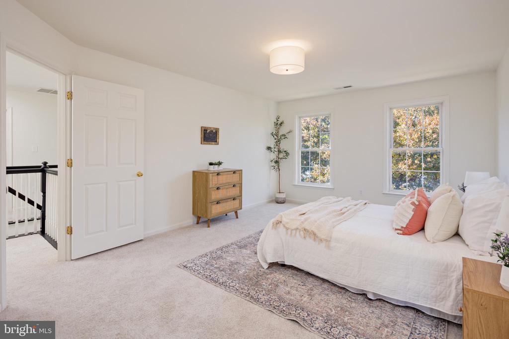 8315 HOPE POINT COURT