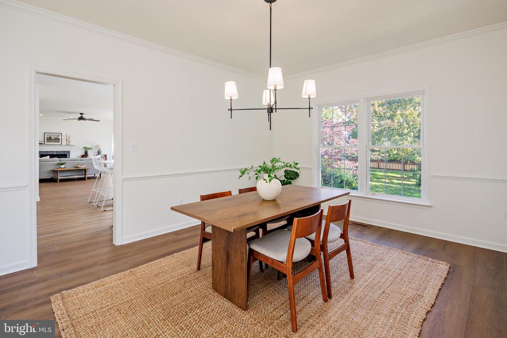 8315 HOPE POINT COURT