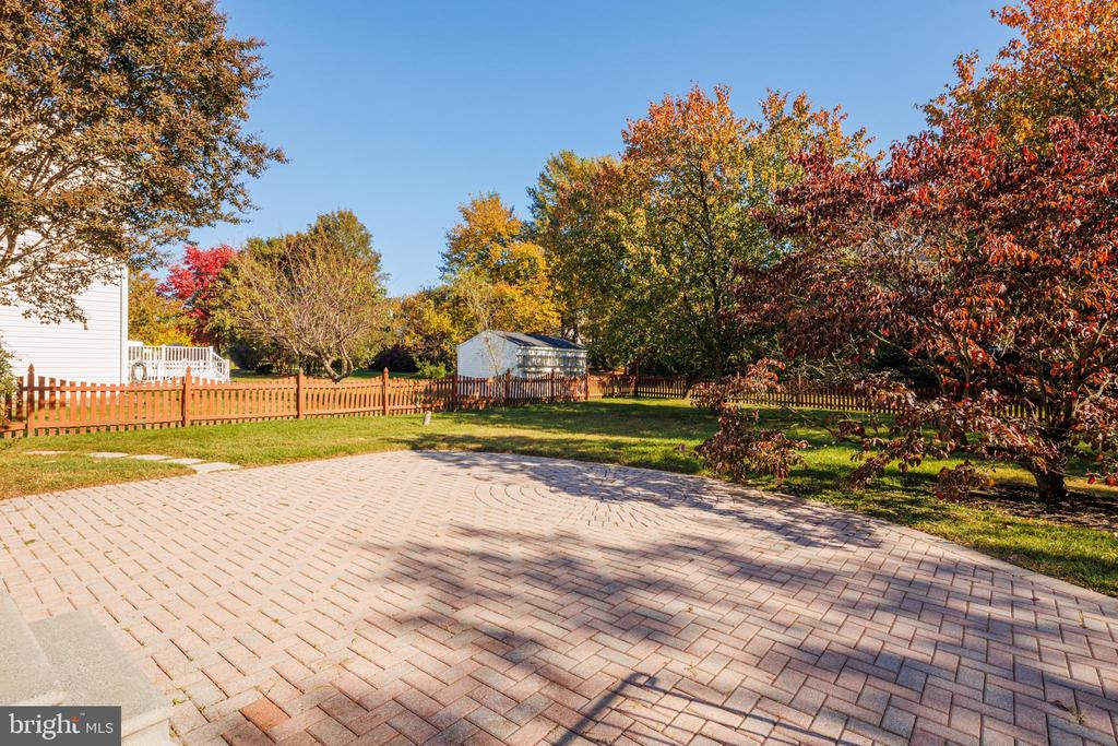 8315 HOPE POINT COURT