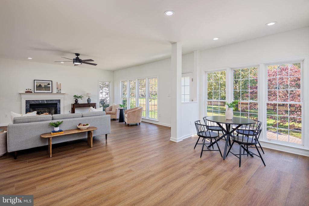 8315 HOPE POINT COURT