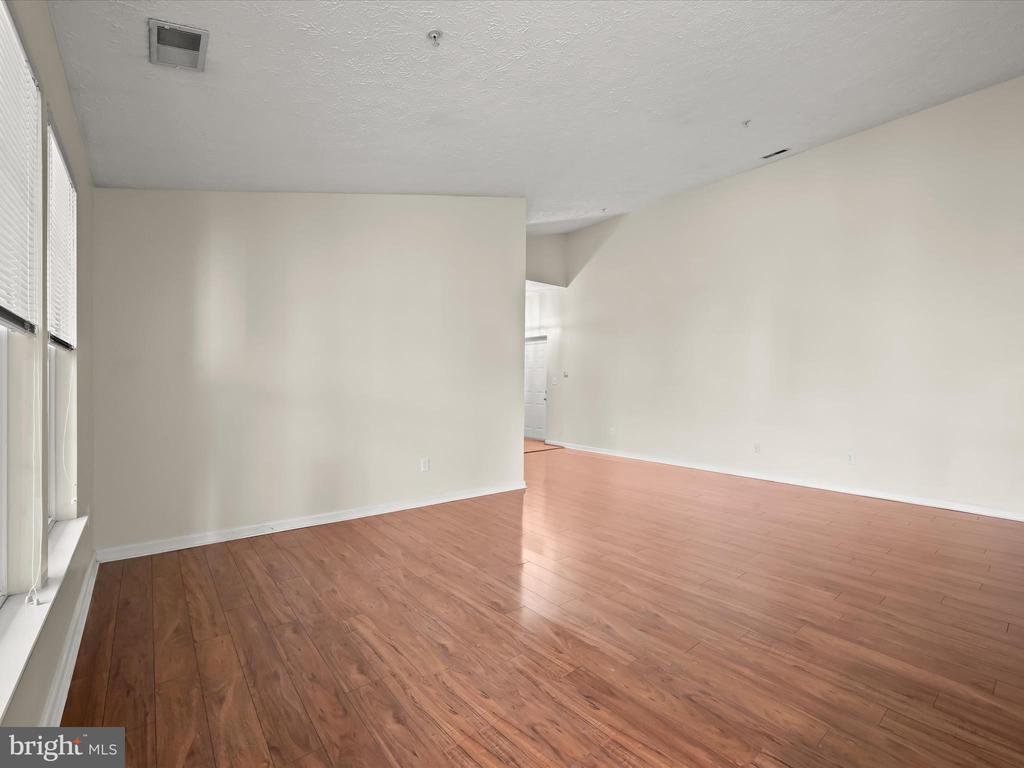 2440 BLUE SPRING COURT Unit: 302