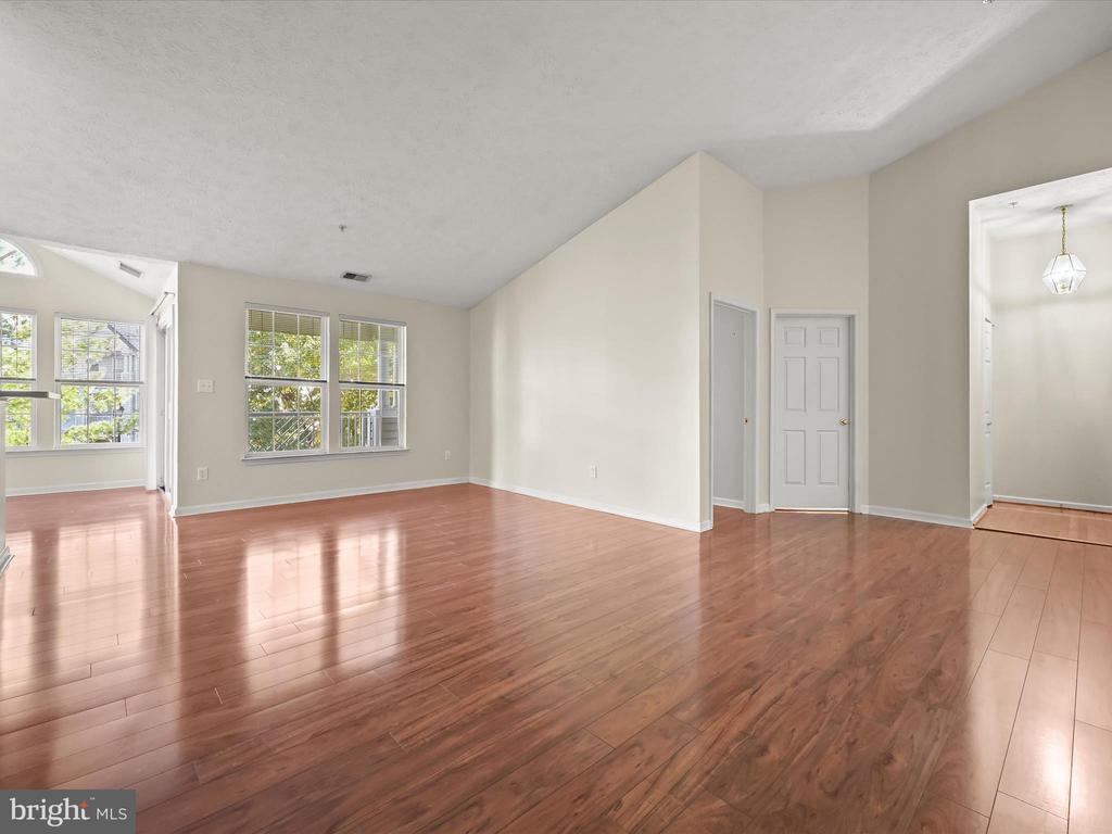 2440 BLUE SPRING COURT Unit: 302