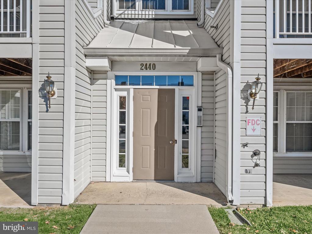 2440 BLUE SPRING COURT Unit: 302